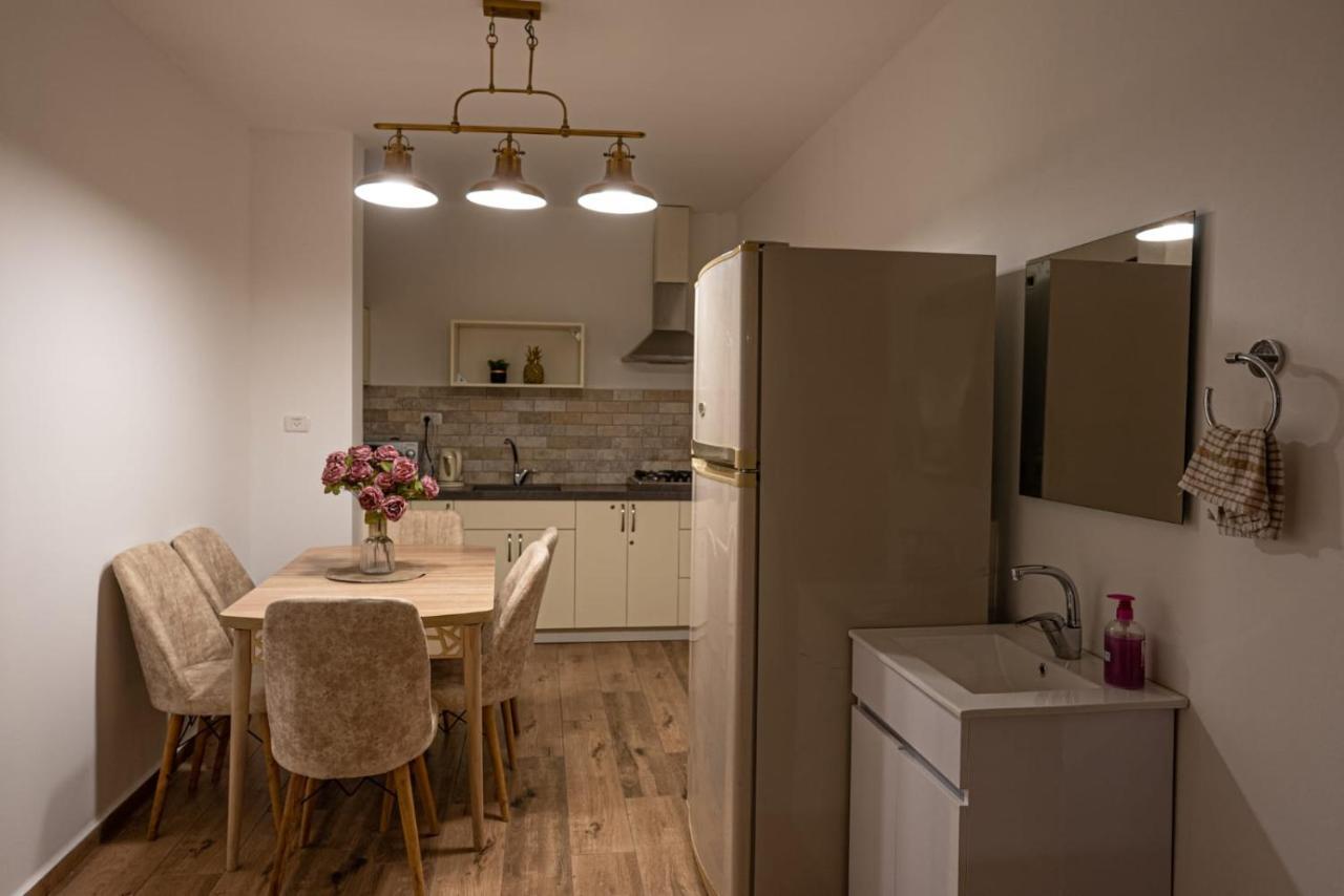 Apartment Step To Hermon Big